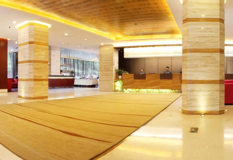 Shiliu Hotel (Guangzhou Pazhou Exhibition Center Chigang Metro Station)