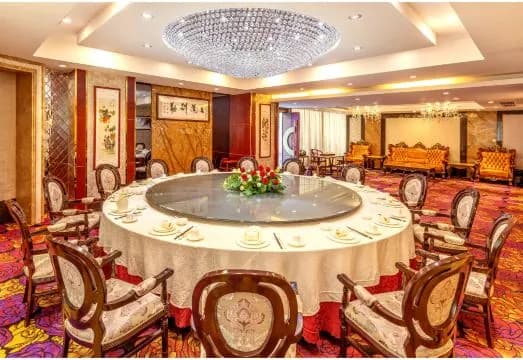 Guomen Hotel
