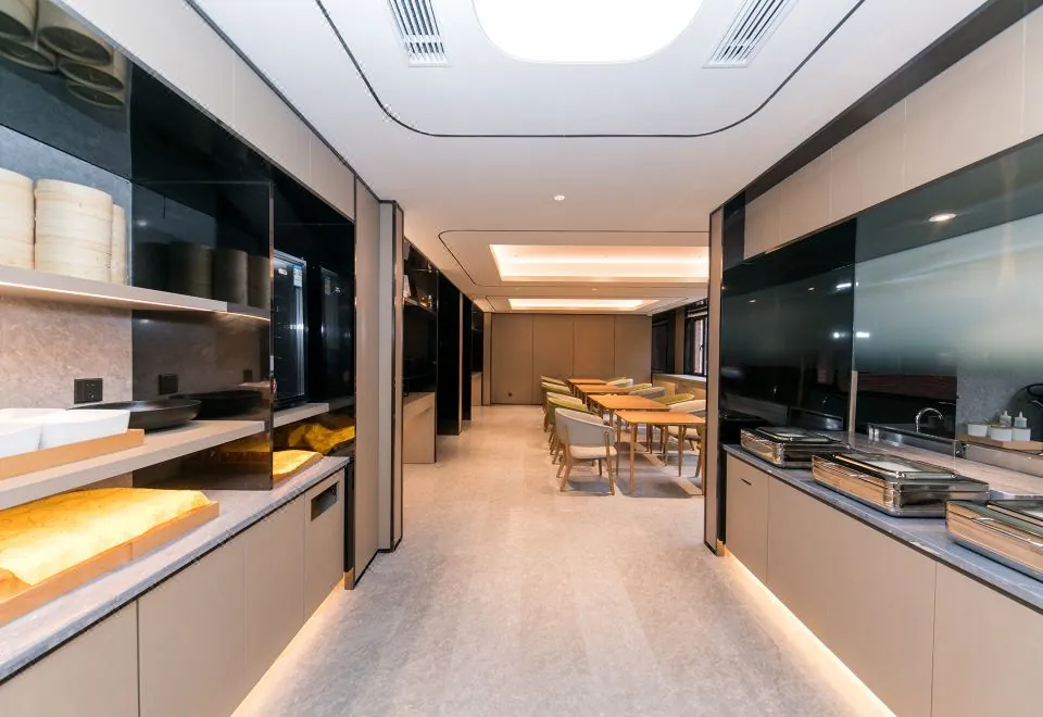 Ji Hotel (Shanghai Xujiahui)