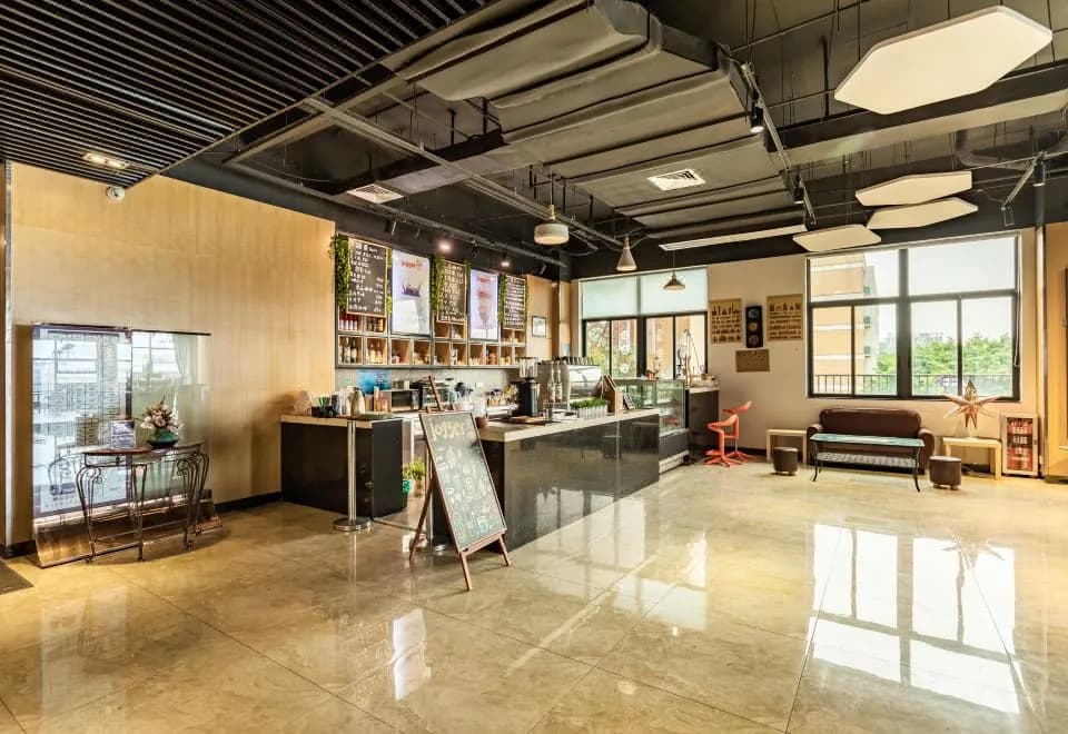 Guangzhou University City New World J Boutique Hotel