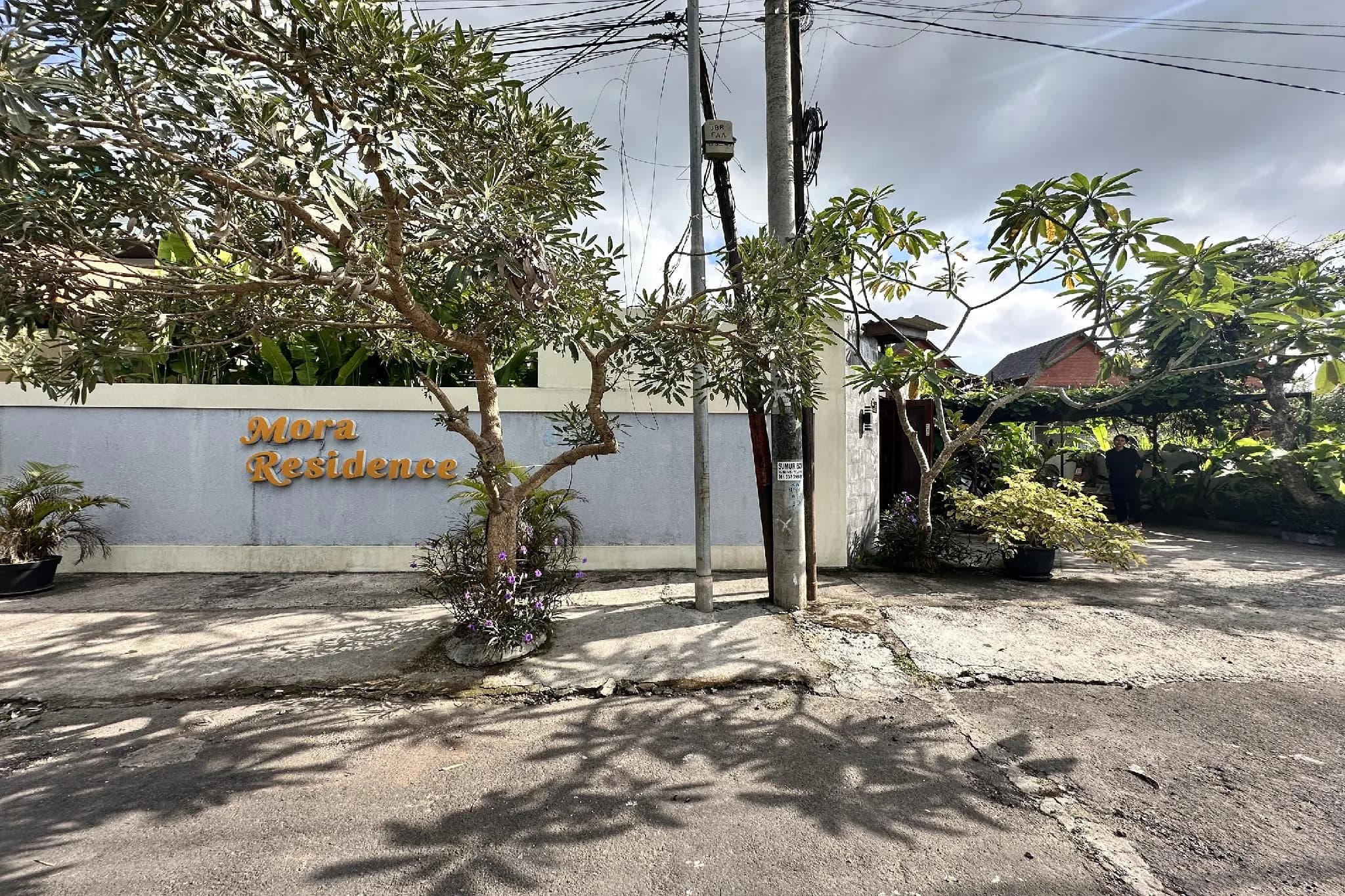 Mora Residence