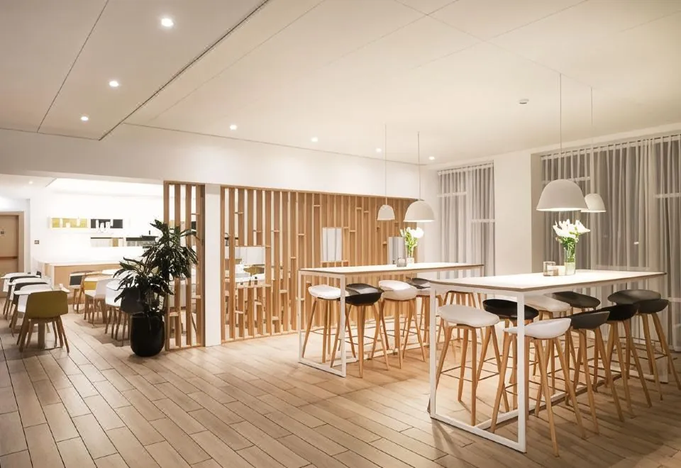 Storm Hotel by Keahotels