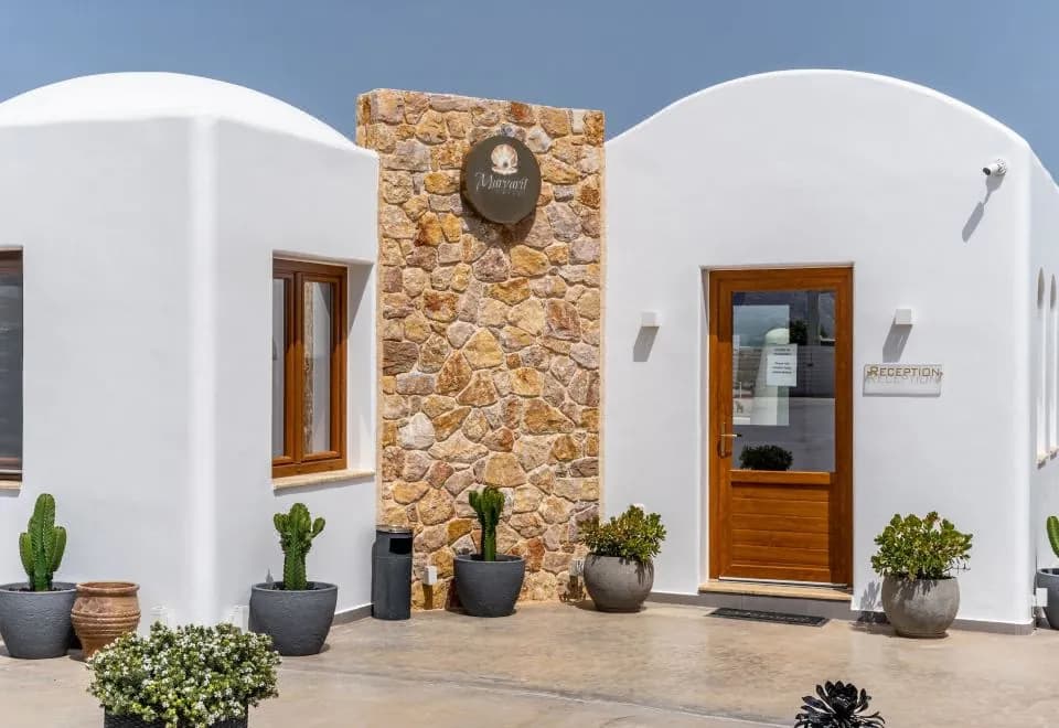 Marvarit Suites
