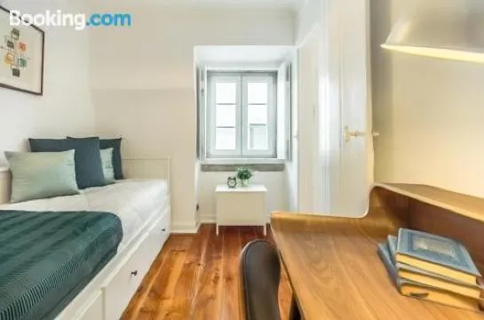 Unique and Stylish Flat in Historic Lisbon