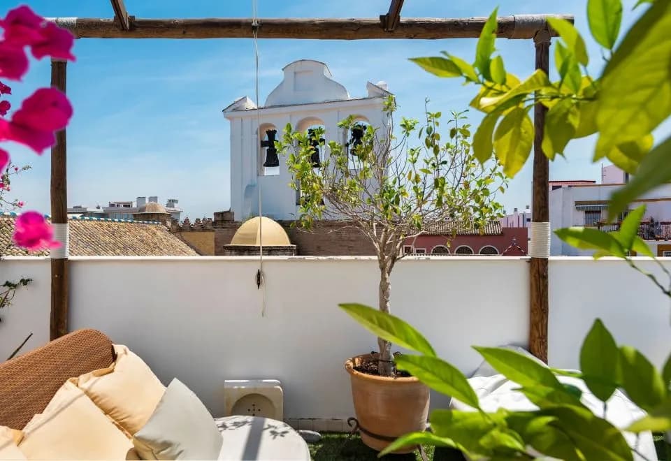 CH Apartments Rooftop Terrace