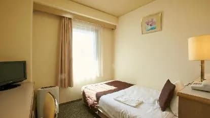 Shin-Osaka Sunny Stone Hotel