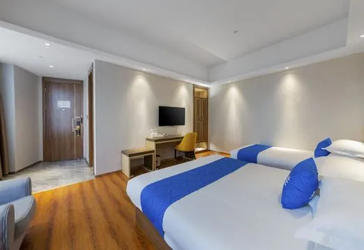 Shanghai Kuoyue Hotel（Shanghai Jiangning Road Metro Station）