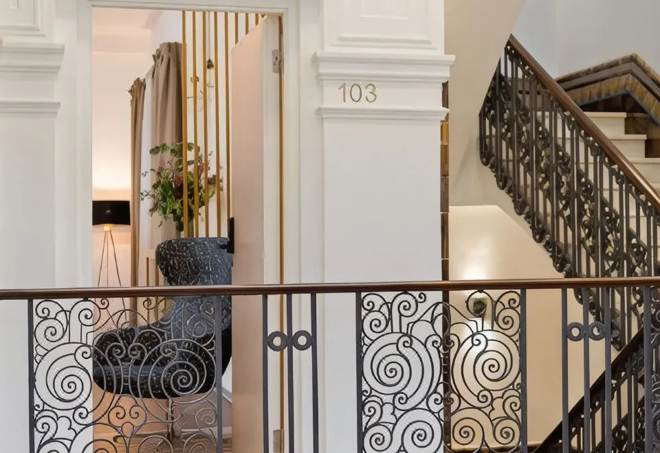 Casa Sevilla 1920 Suites by Época
