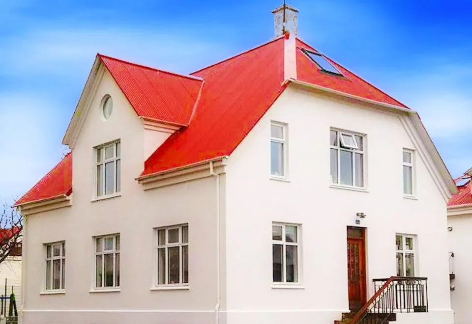 Refurinn Reykjavik Guesthouse