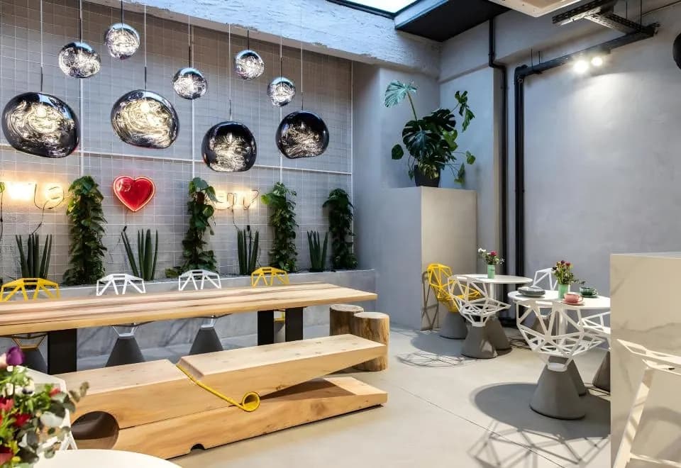 14 Reasons Why Hotel Athens