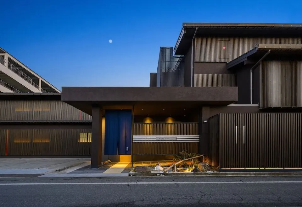 Hotel Wood Takayama