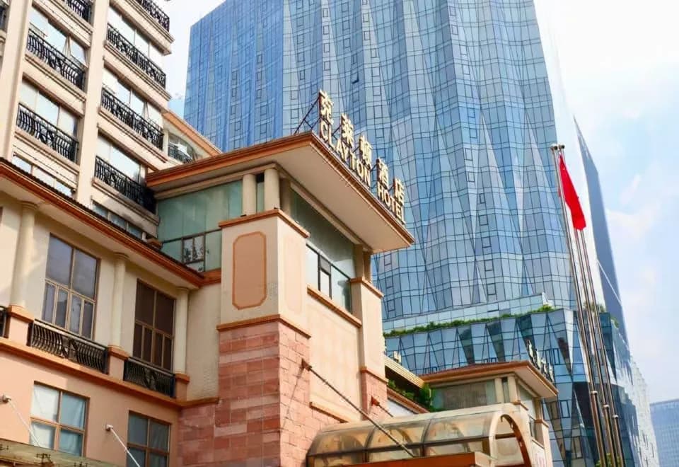 Clayton Hotel