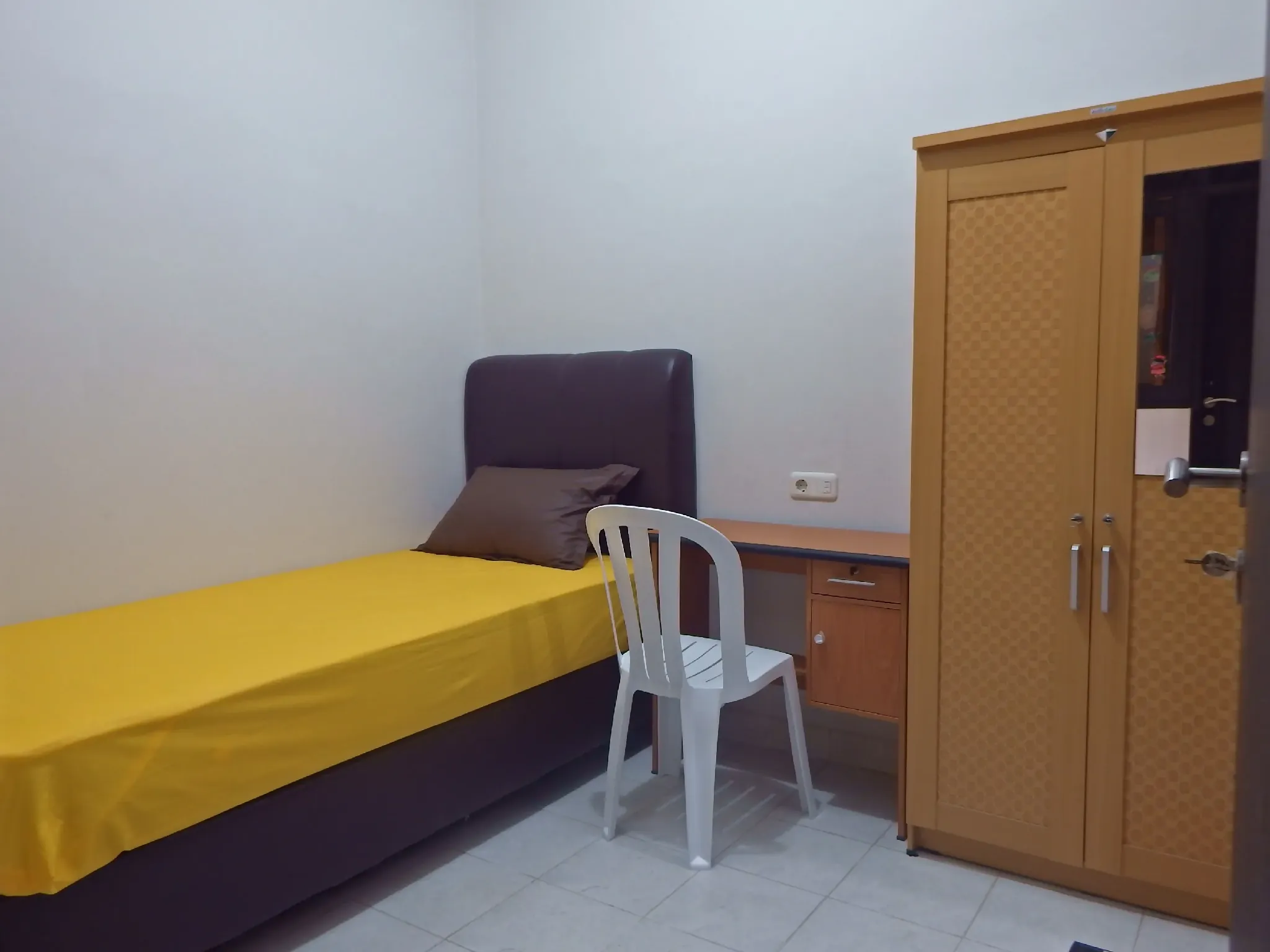 Homestay at Kingkost Karangjati