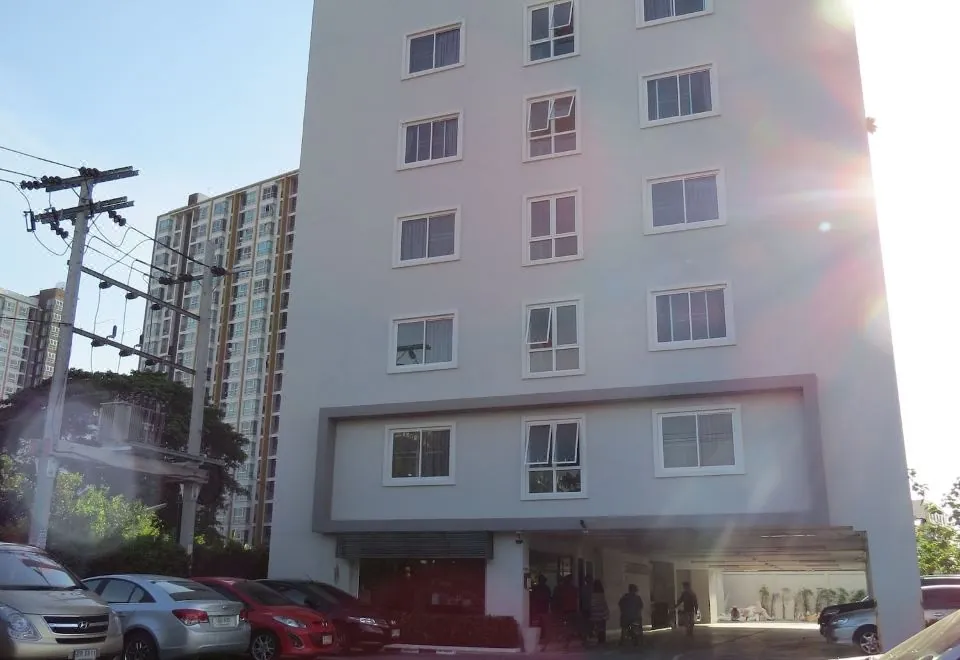 Siam Privi Hotel