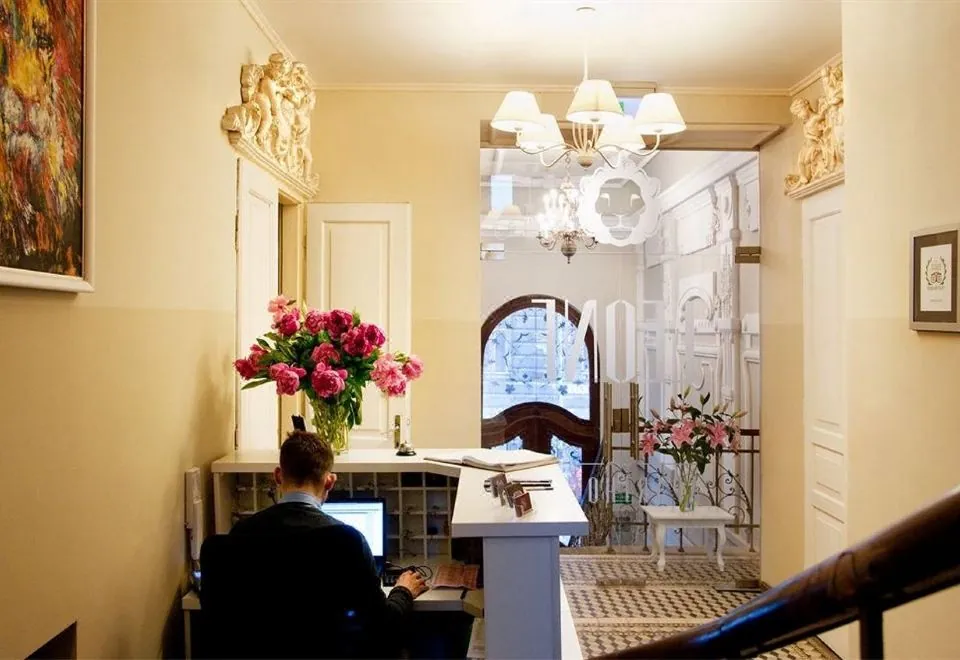 Leone Aparthotel