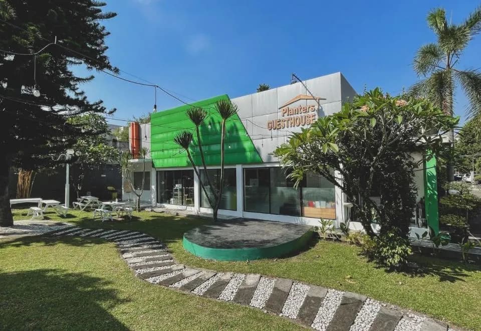 Planters Guest House
