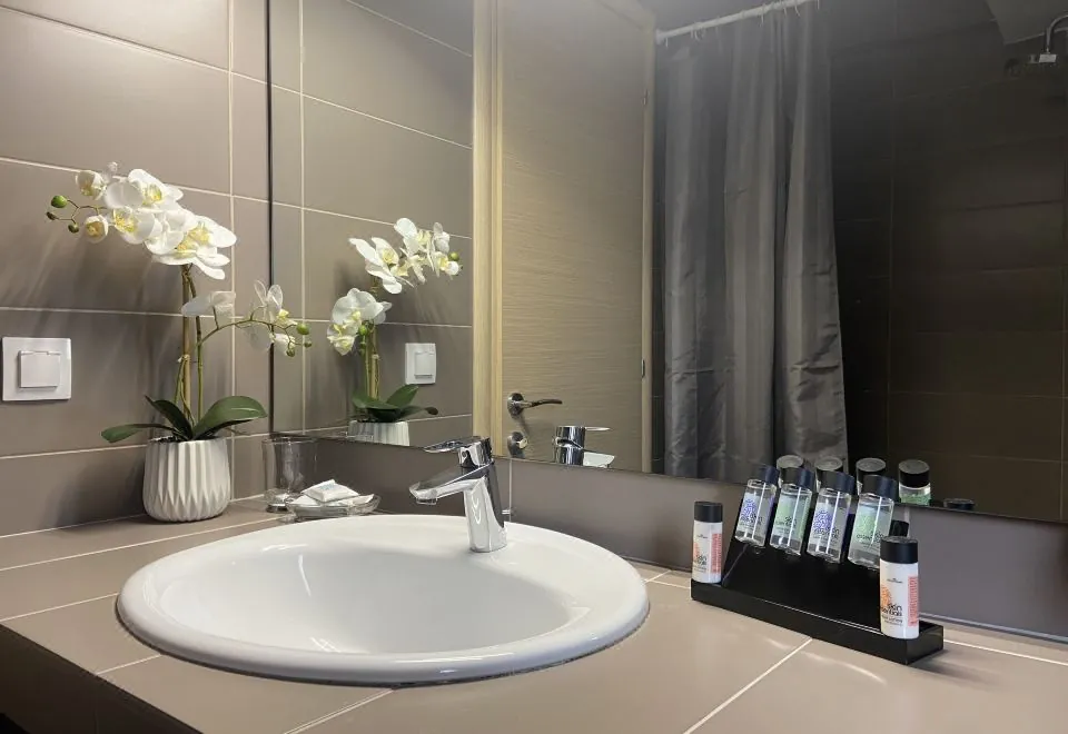 Connect Suites