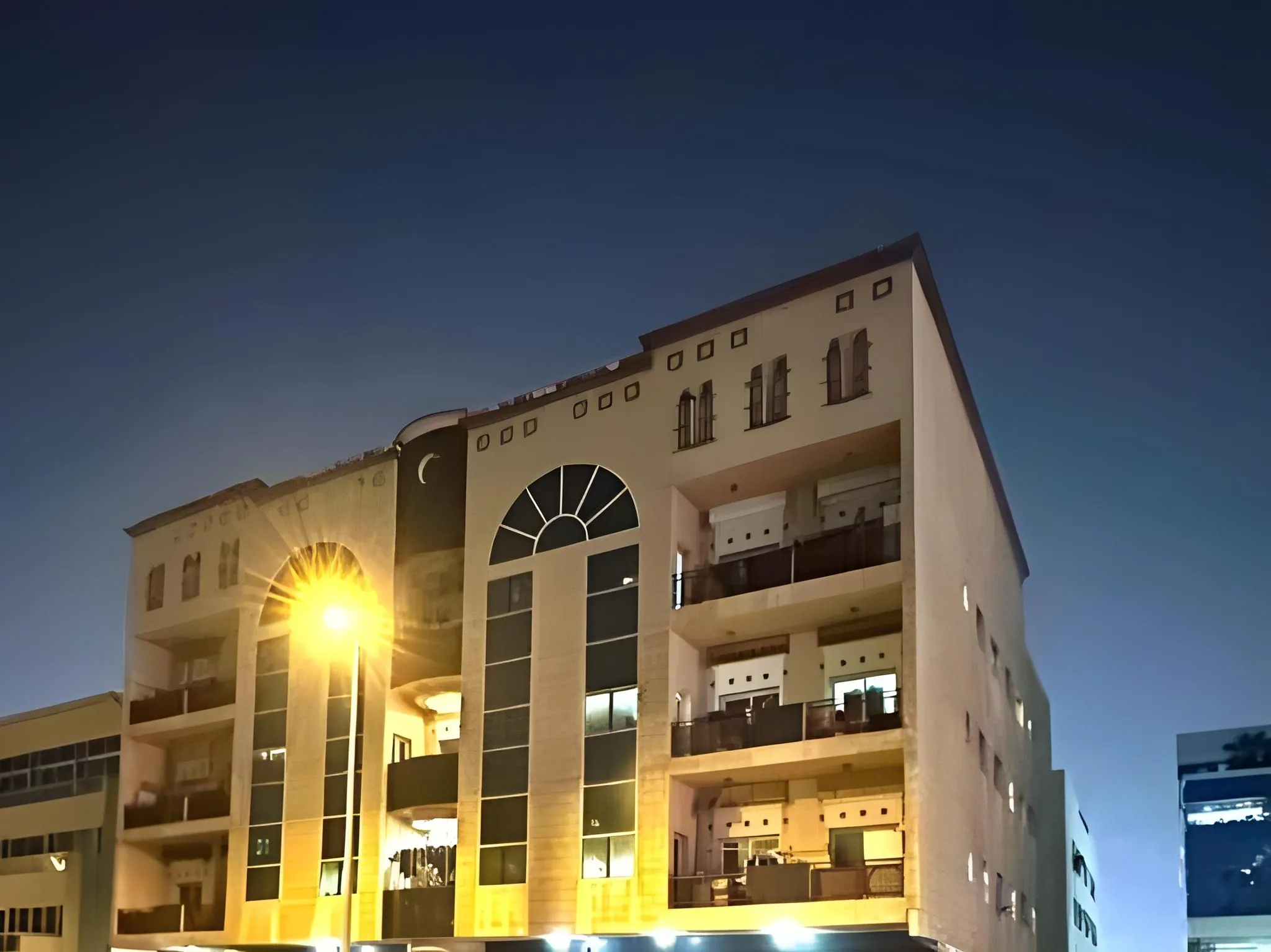 Hello Hostel