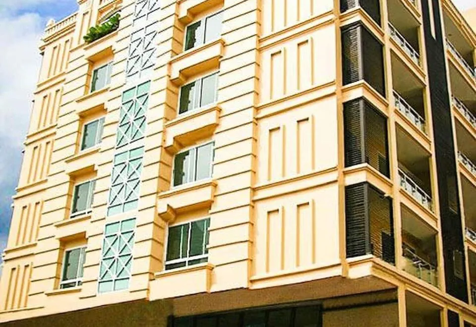 42Grand Residence