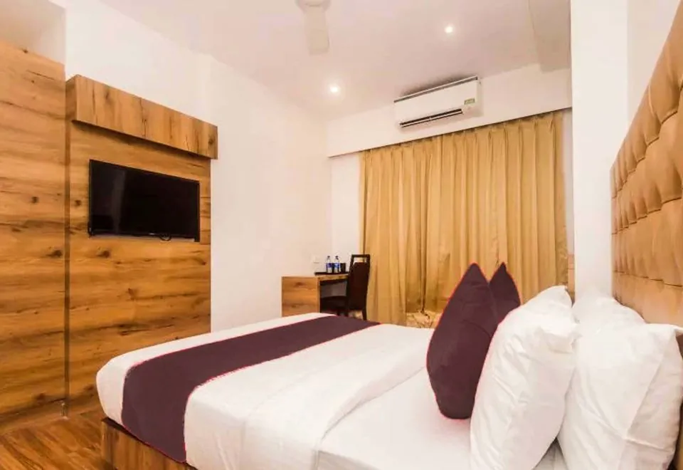 Hotel BKC Garden