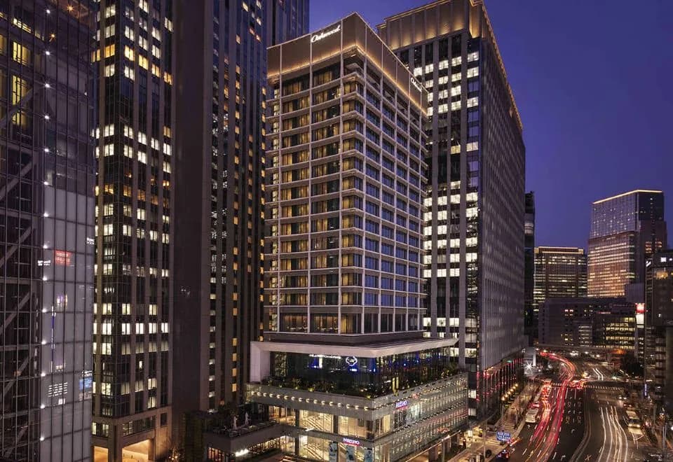 Oakwood Premier Tokyo Service Apartment