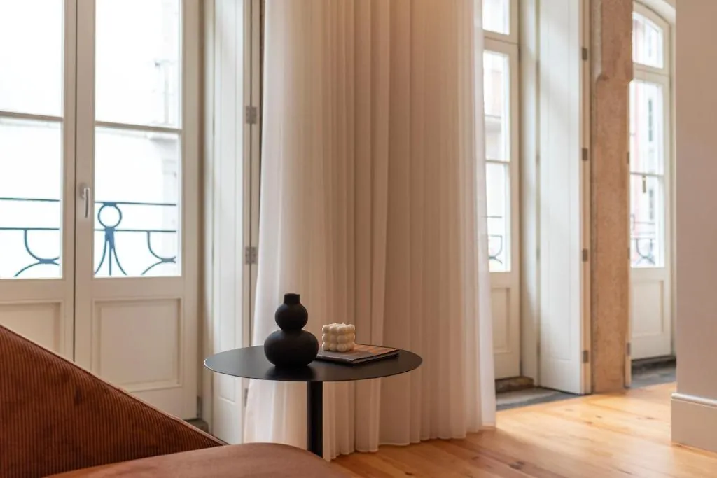 Ando Living - Flores Townhouse