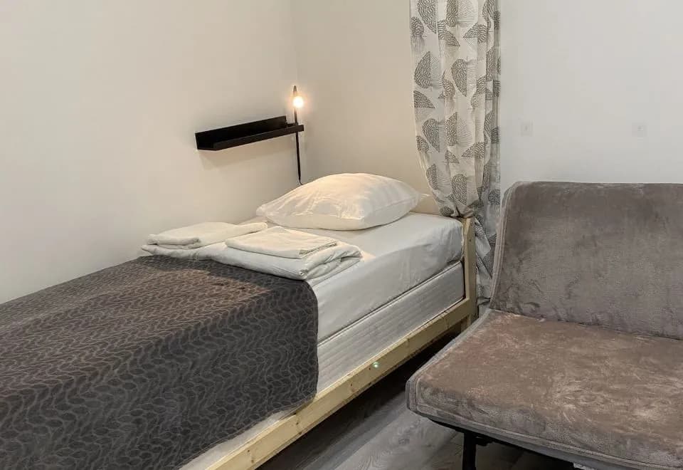 Inn Tourist Hotel