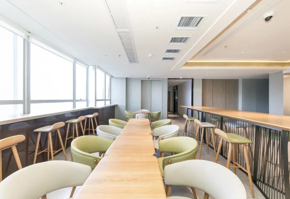 JI Hotel(Shanghai People’s Square North Chengdu Road Store)