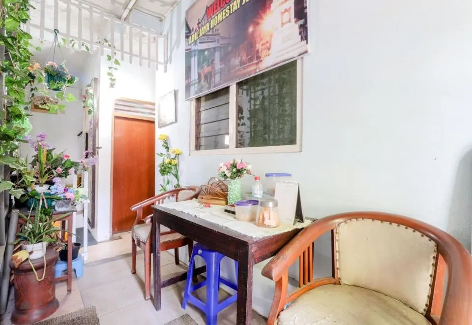 Adil Jaya Homestay