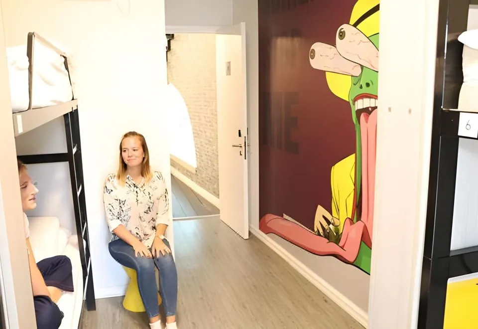 Cinema Hostel Jerusalem