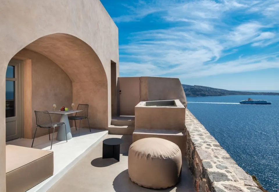 Old Castle Oia