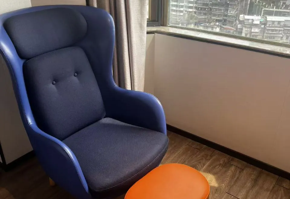 Orange Hotel (Guangzhou Quzhuang Metro Station)