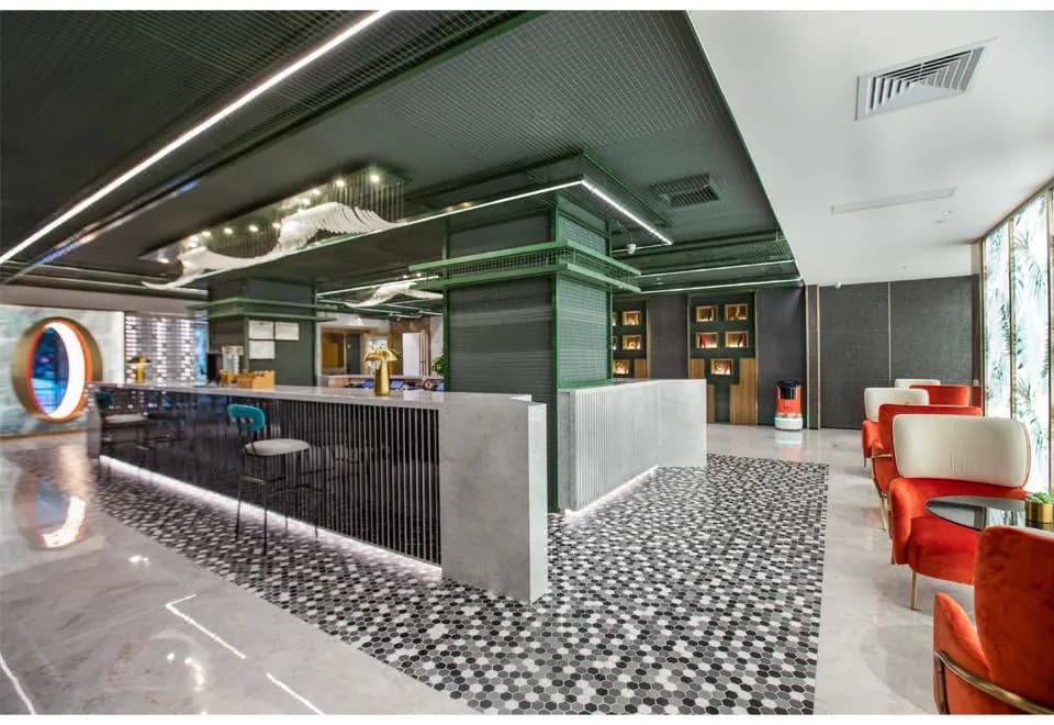 Orange Hotel (Guangzhou Quzhuang Metro Station)