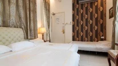 Jayleen 1918 Hotel Singapore