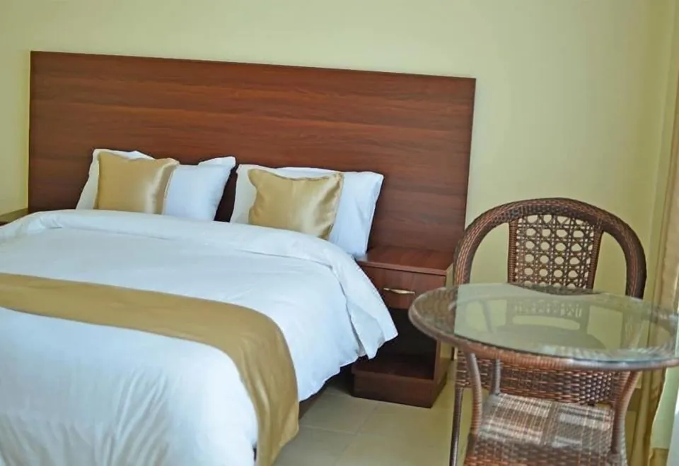 Delfirm Hotel