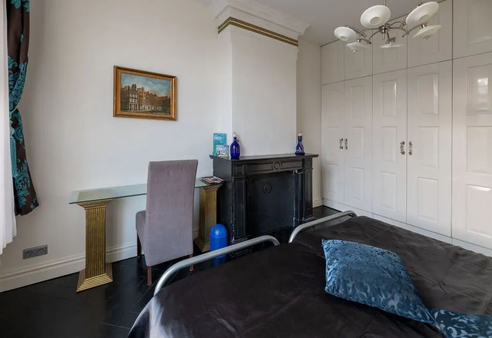 Dina-Perla Lodges: Shared Home in Museum District