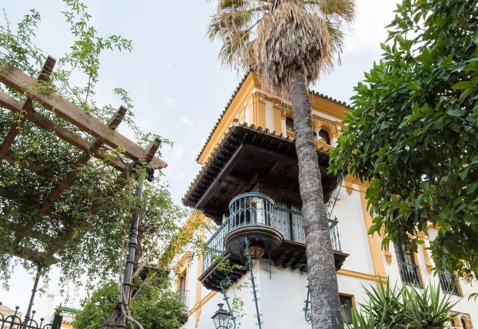 Suites Murillo Plaza Sta. Cruz
