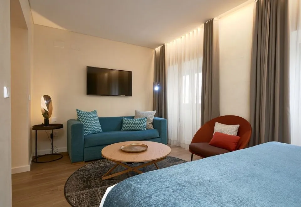 Suites Murillo Plaza Sta. Cruz
