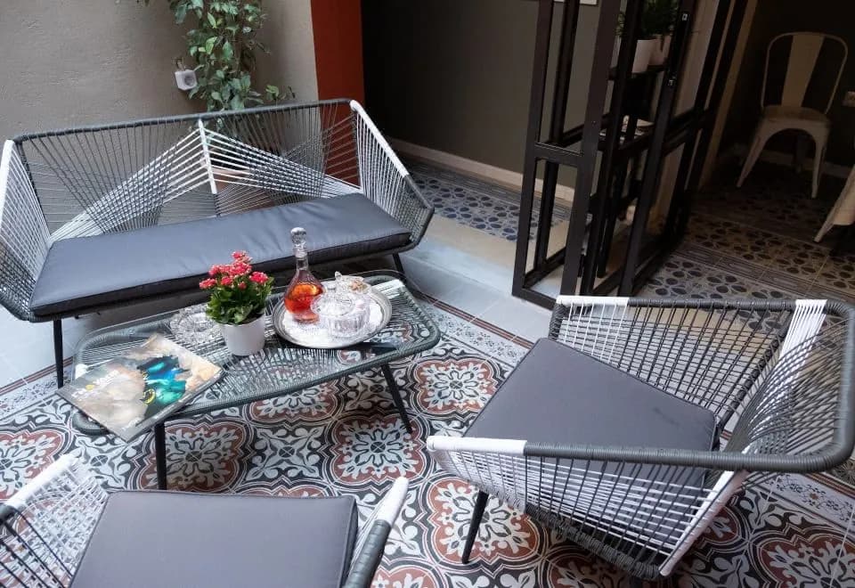 Athenian Yard Suites