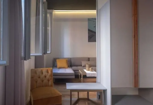 Athenian Yard Suites