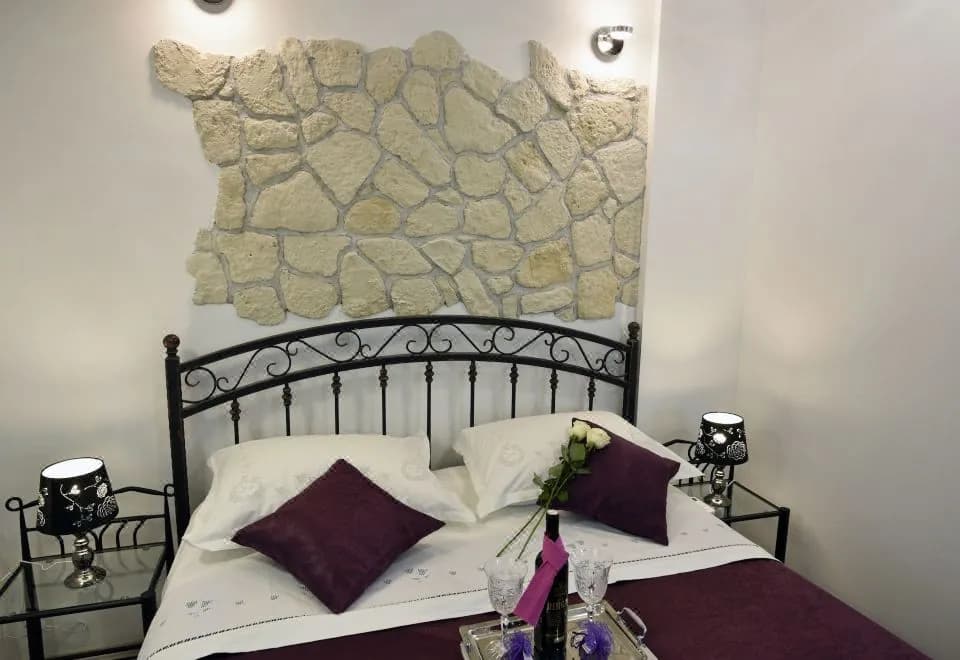 Kuzma Rooms 2