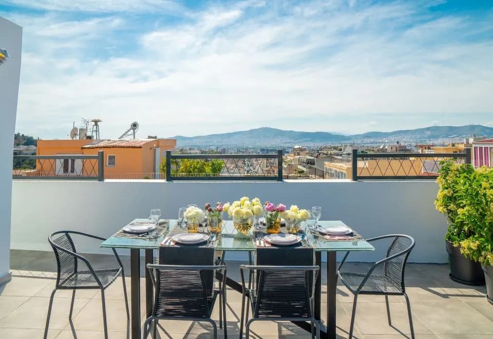 Mythos Luxury Suites