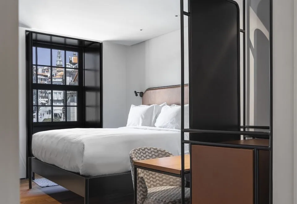 Exmo Hotel by Olivia