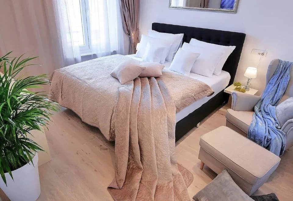 Via Porto Rooms