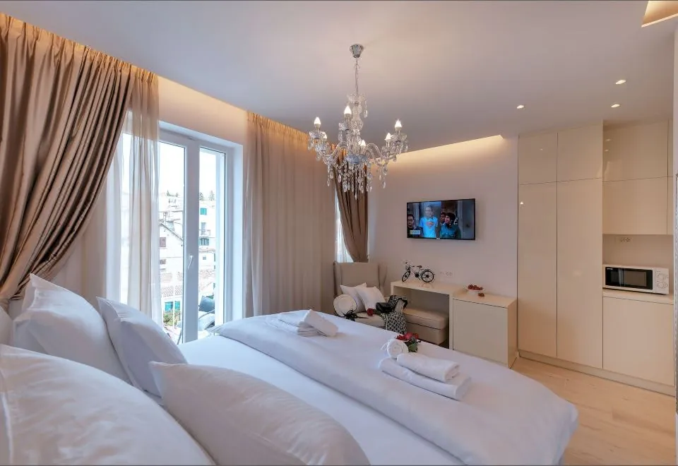 Via Porto Rooms