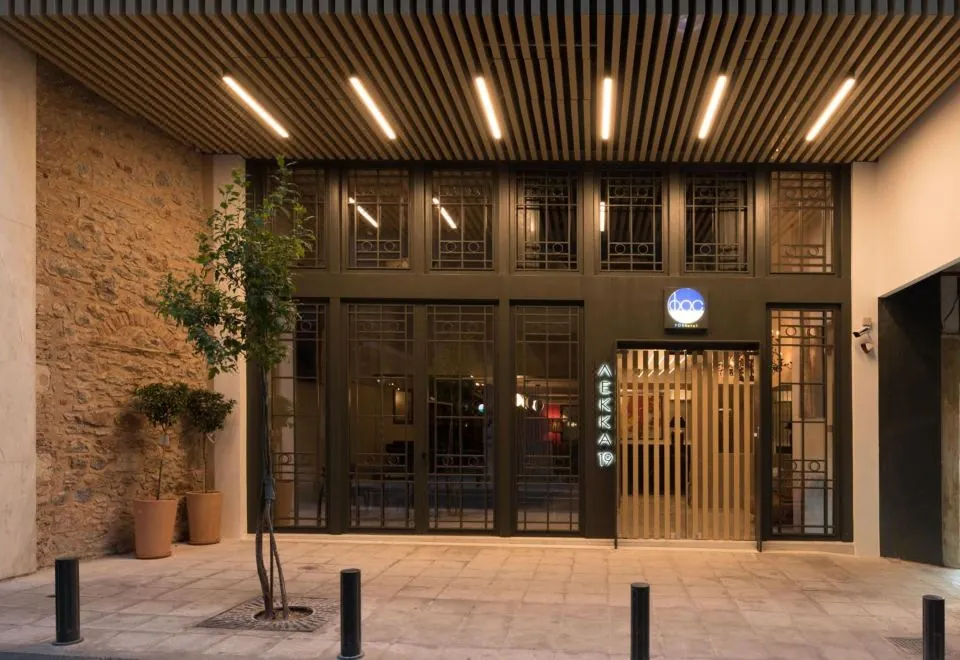 Fos DownTown Suites