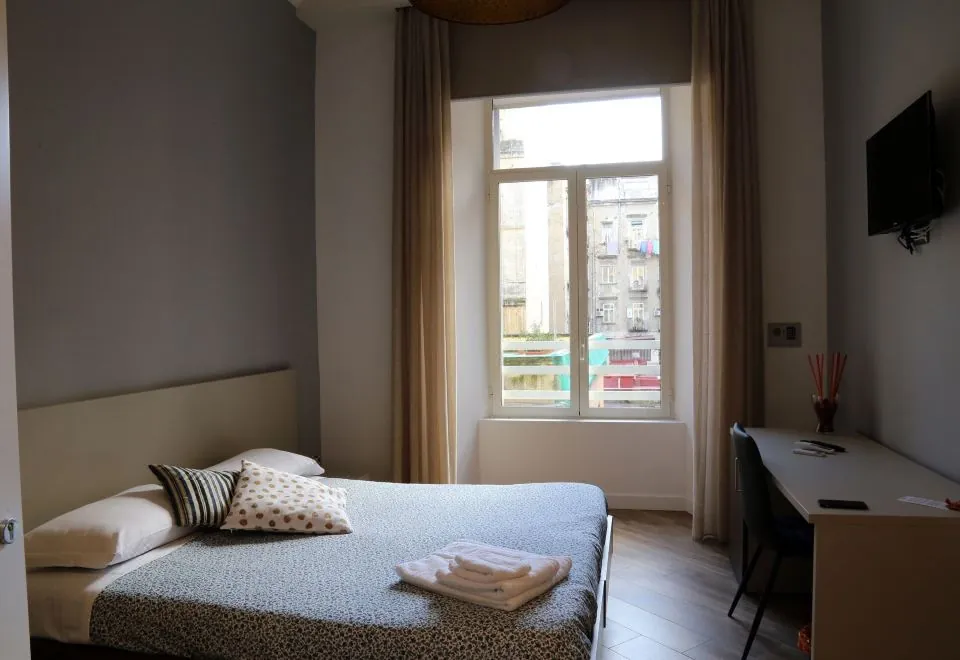 Garibaldi Rooms
