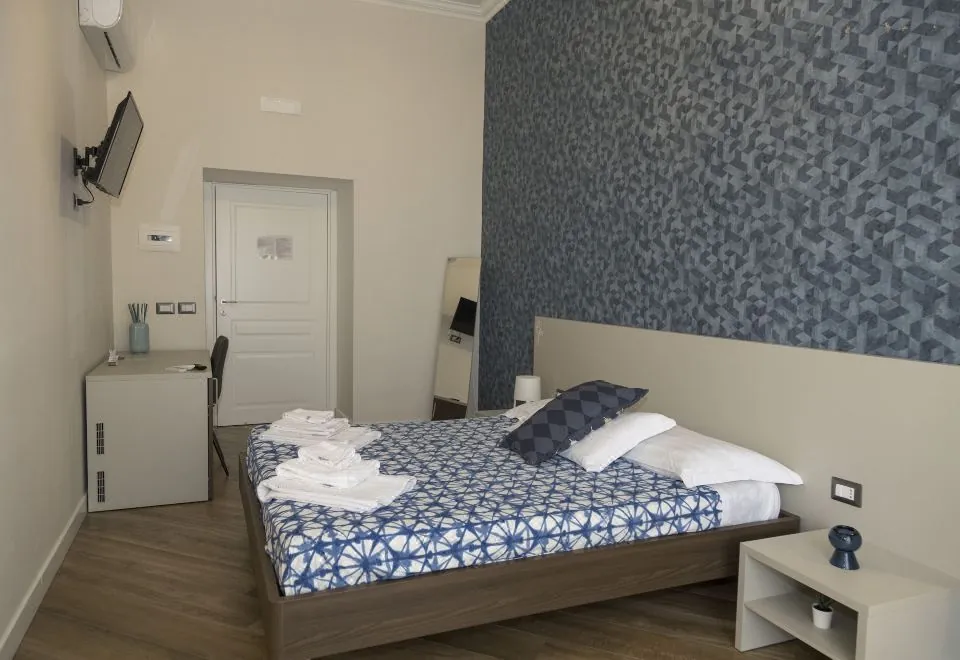 Garibaldi Rooms