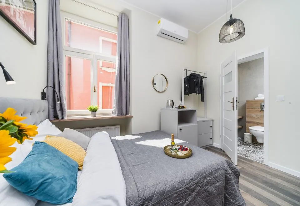LIV Apartments Old Town