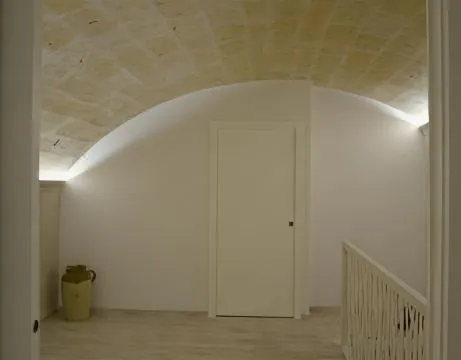 In & Out Matera
